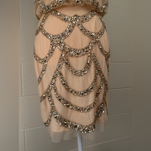 Aidan Mattox Beige Dress With Gold Sequin and Spaghetti Straps Size 4 - Picture 8 of 13